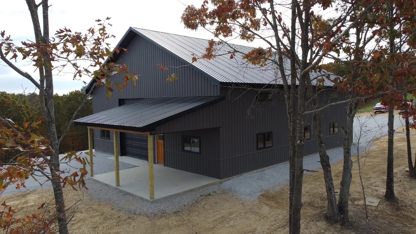 Black Metal Barndominium in Middle Tennessee