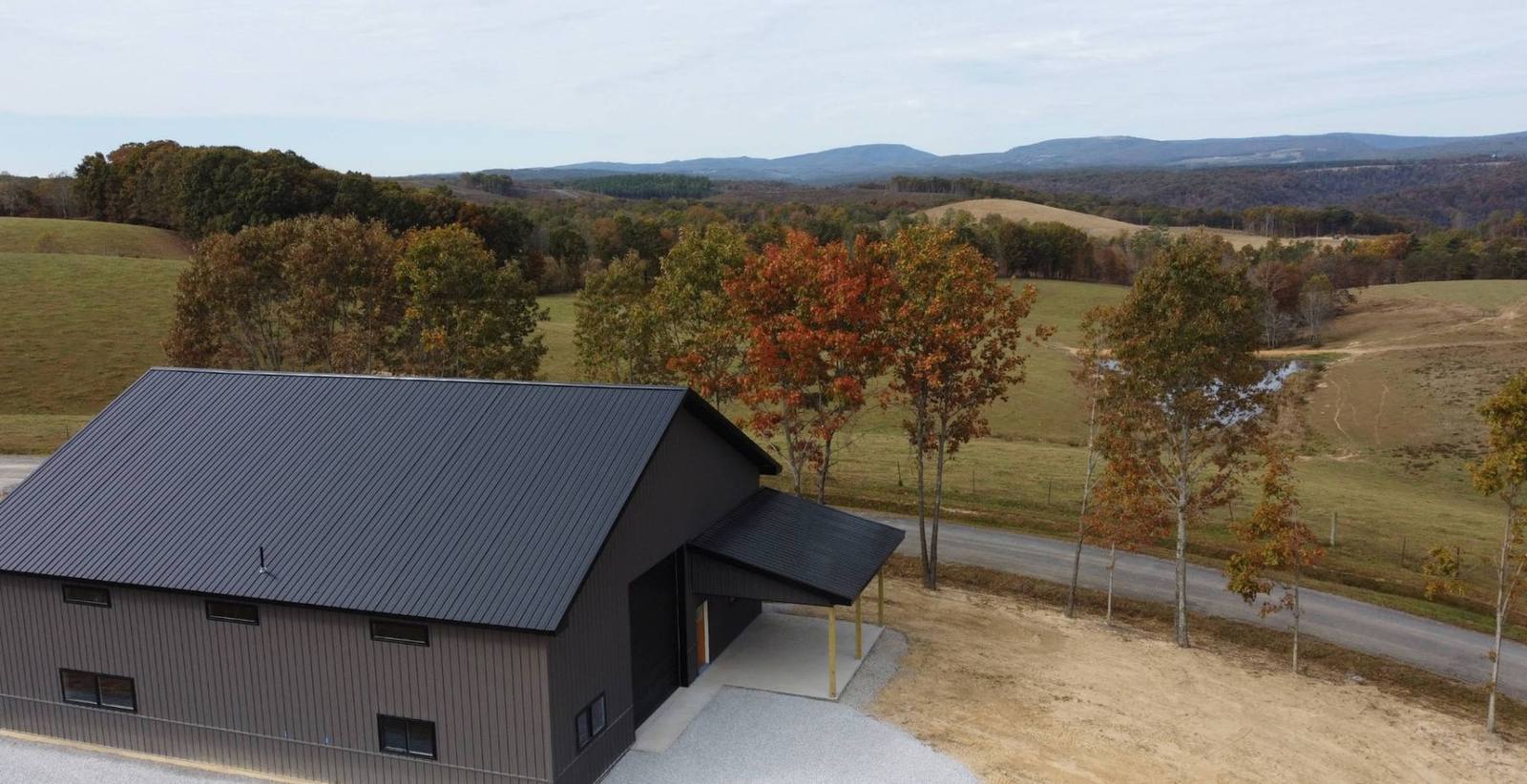 Carol Carr's custom barndominium in Middle Tennessee built by TruBuild — photo 3