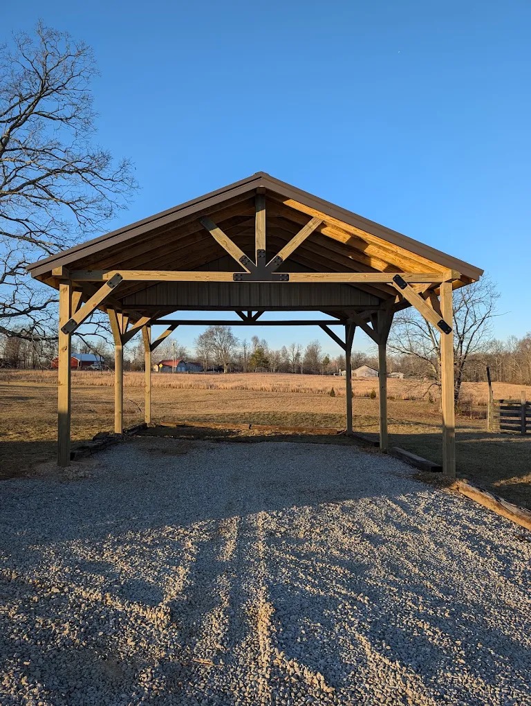 Residential construction work in Cumberland Lakes Community on a Cumberland Plateau property